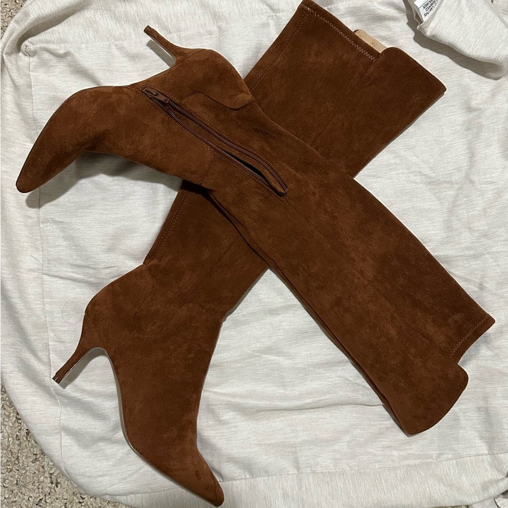 Charles David Brown Heeled Boots